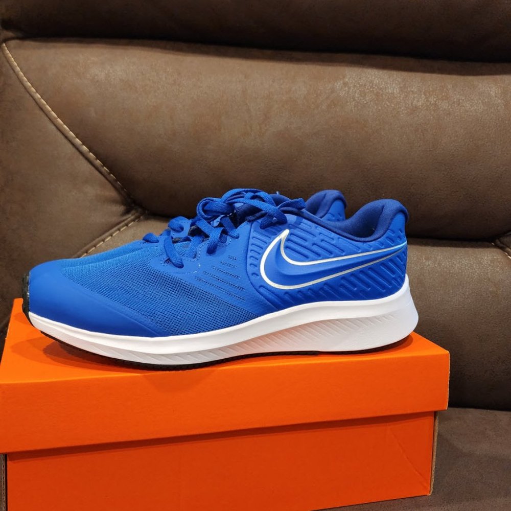 Nike Starr Running 2 youth Size 8 shoes sneaker athletics tennis shoes